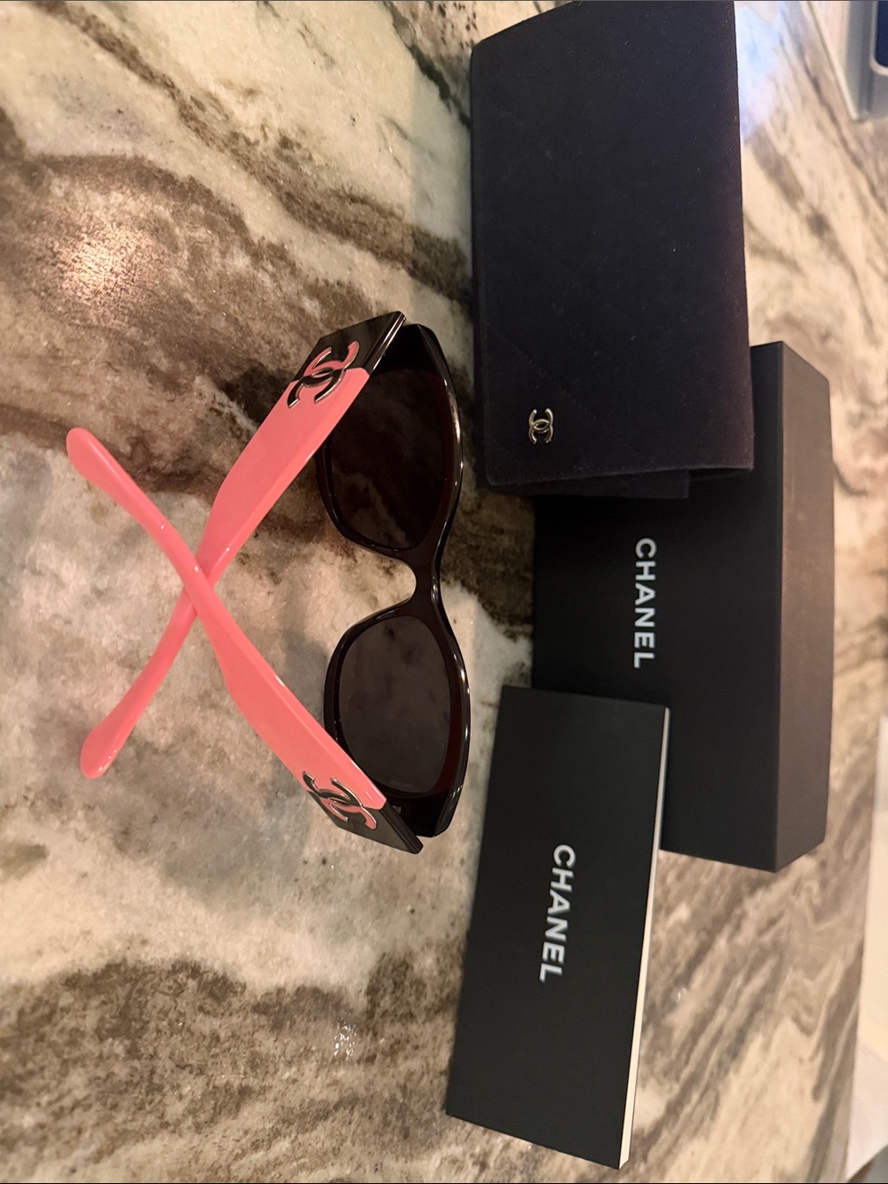 CHANEL Black Frame Sunglasses with Pink Temples and Dark Lenses - Picture 2 of 6